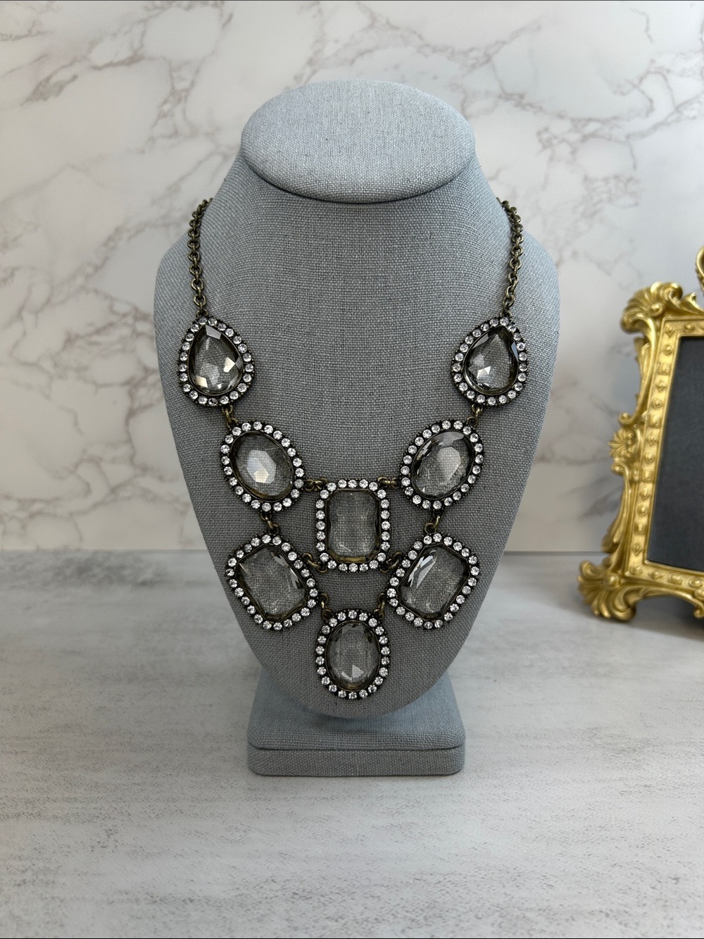 Women's Statement Necklace in Clear Crystal with Clear Rhinestones